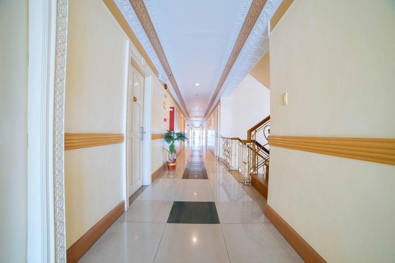 Reddoorz Premium @ Korea Town Angeles City Exterior foto